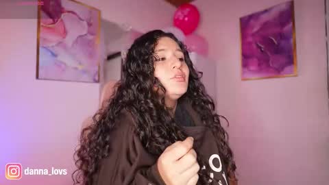 Danna Lovs online show from February 16, 2:06 pm