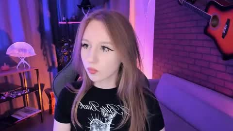 Daria Tate online show from April 15, 11:33 am