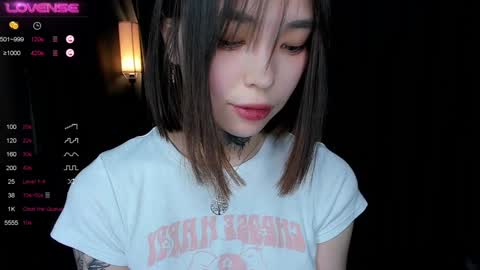 Ester online show from December 24, 12:33 pm