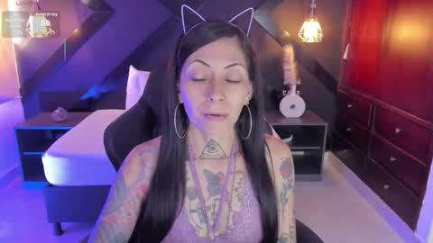 M I K A E L A online show from December 4, 7:47 pm