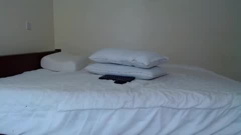 dark_qween online show from October 24, 8:32 am