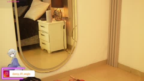 Angel Darcy  online show from April 1, 11:46 pm