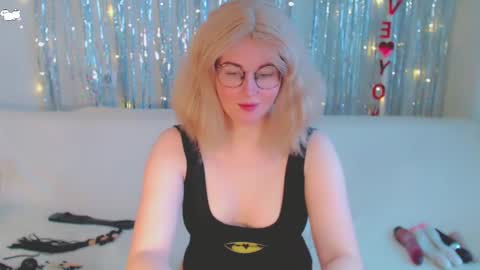 Kelly online show from February 28, 5:59 am