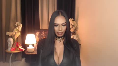 HAPPY BIRTHDAY MISTRESS MADRIANA online show from December 30, 10:53 am