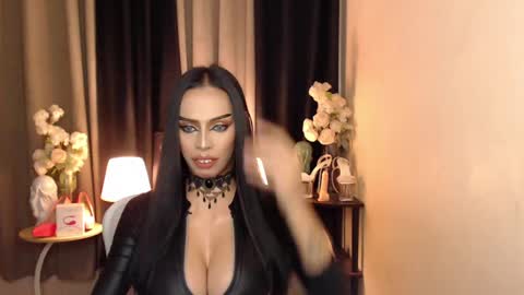 HAPPY BIRTHDAY MISTRESS MADRIANA online show from January 30, 12:27 pm