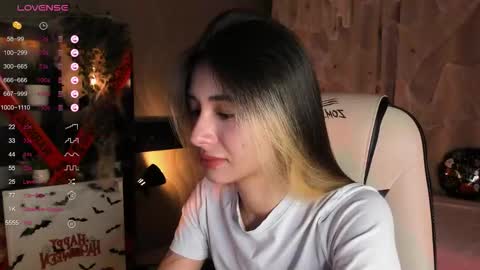 Belle online show from October 30, 3:42 am