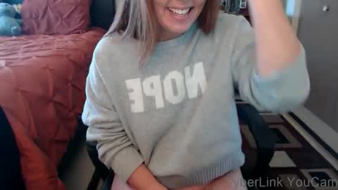 DarlingD online show from April 20, 1:25 pm