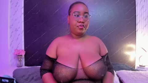  Darnell Queen online show from November 15, 6:03 am