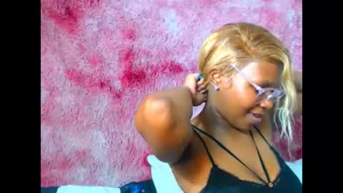 darrkdeeva69 online show from December 15, 6:29 am