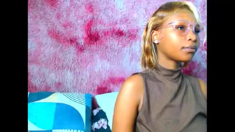 darrkdeeva69 online show from December 4, 7:01 pm