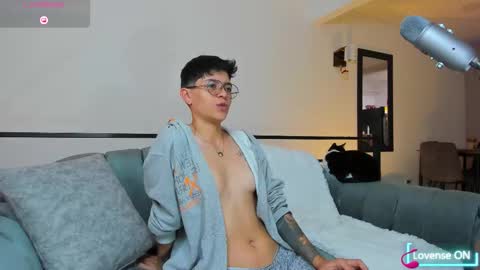 Dass Roman online show from September 30, 8:46 pm