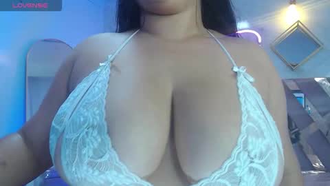 Hi Stream 1500 to 2100 online show from November 20, 10:00 pm