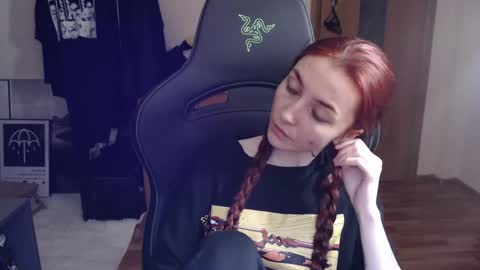 freak online show from February 19, 9:25 pm