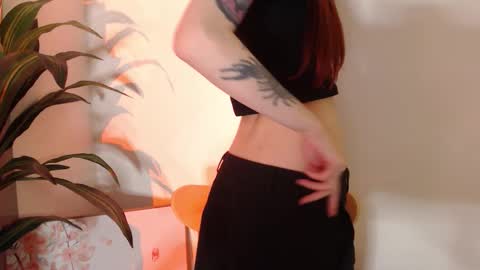 freak online show from January 9, 2:05 am