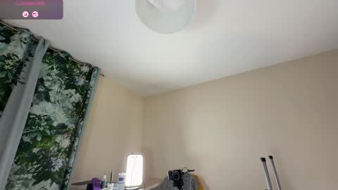 DEAF Zoe and NaughtiestGal Misty online show from January 14, 6:46 pm