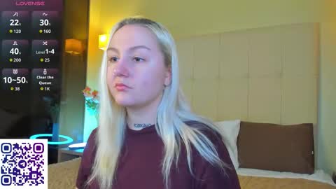 Debbie Mon Tue Fri Sun Sat GMT 3 1000am - 0400pm  online show from March 29, 5:23 pm