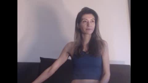 Deelightfull online show from March 3, 8:53 am