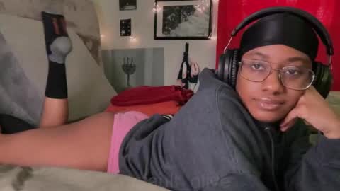 Default Olive online show from January 11, 6:33 pm