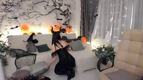 DegreeOfSincerity online show from October 31, 5:20 am