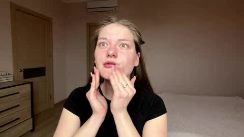 Mila online show from April 2, 12:24 pm