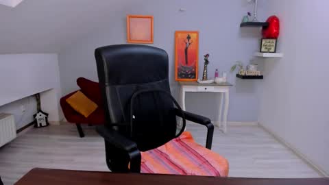 DeliciousLolly online show from March 16, 4:15 am