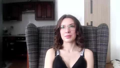 Aurora online show from February 14, 7:49 am