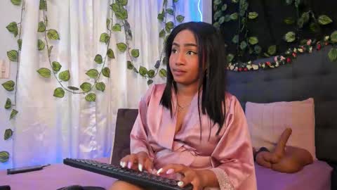 Delilah  online show from February 1, 10:41 pm