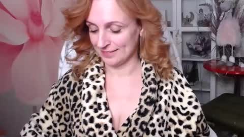 denhiey online show from January 21, 6:12 pm