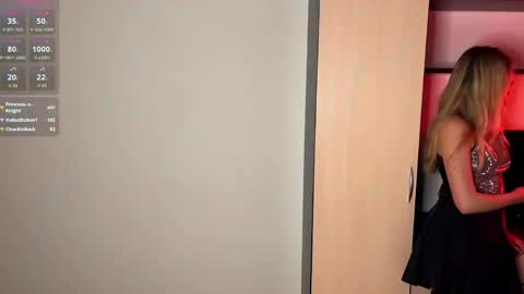 Luna online show from April 12, 4:43 pm