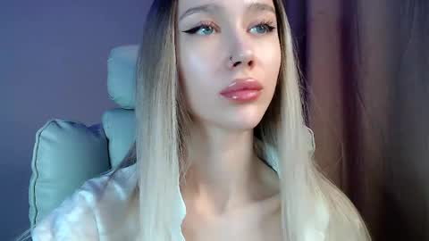 Ari online show from April 29, 5:30 pm