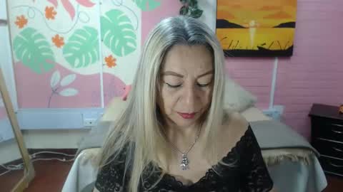 VALERIA online show from November 3, 4:22 pm