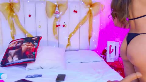 Sara Desire online show from December 20, 12:42 pm