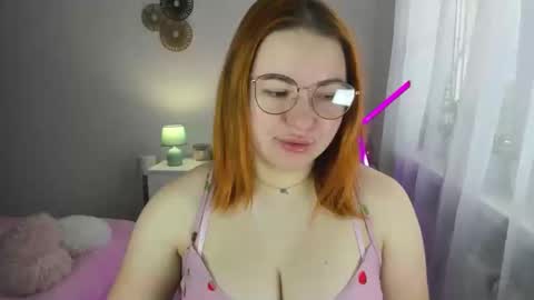 LAYLA online show from March 11, 7:14 am