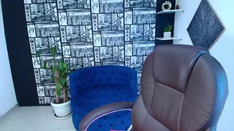 Desiring Angel online show from November 29, 6:06 am