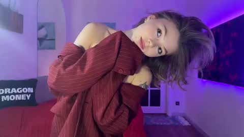 Id be happy to have a steamy stream girl online show from February 14, 2:54 pm