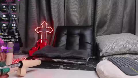 devil_s_bride online show from March 8, 2:21 am