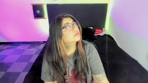  L I NA  online show from January 12, 6:59 pm