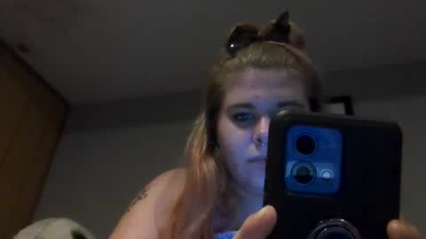 devykitten online show from December 11, 1:47 am