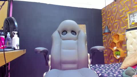 Madisson online show from January 23, 8:24 pm