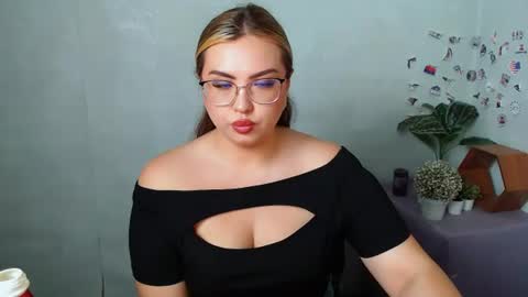 Kriss online show from June 9, 9:52 am