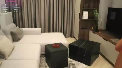 Iris online show from February 12, 8:40 pm