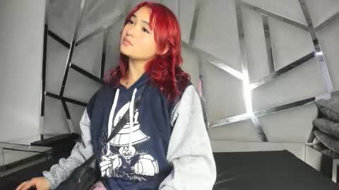 dianarous online show from December 23, 2:37 am