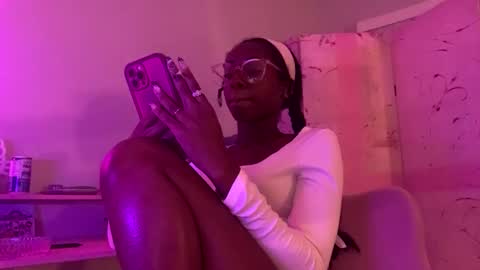 black american princess online show from September 30, 1:22 am