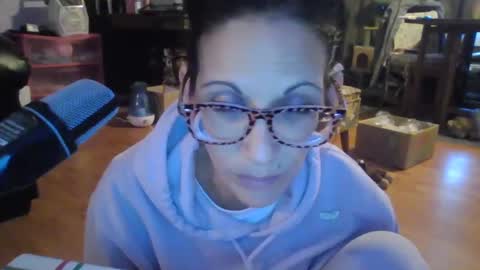 Dirtynerdy online show from January 18, 10:17 pm