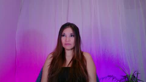 DivineLynn online show from January 3, 12:52 pm