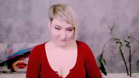 djullia online show from March 13, 8:04 am