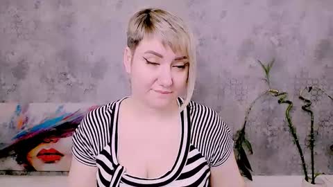 djullia online show from March 22, 8:20 am