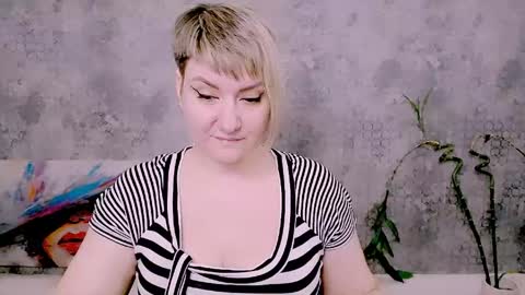 djullia online show from April 11, 8:07 am