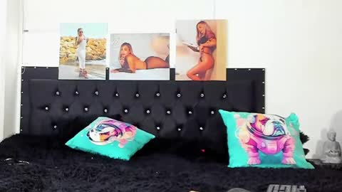 C E L E S T E  online show from January 19, 4:14 pm