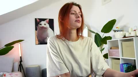 Your doll Lesli online show from April 3, 1:09 pm